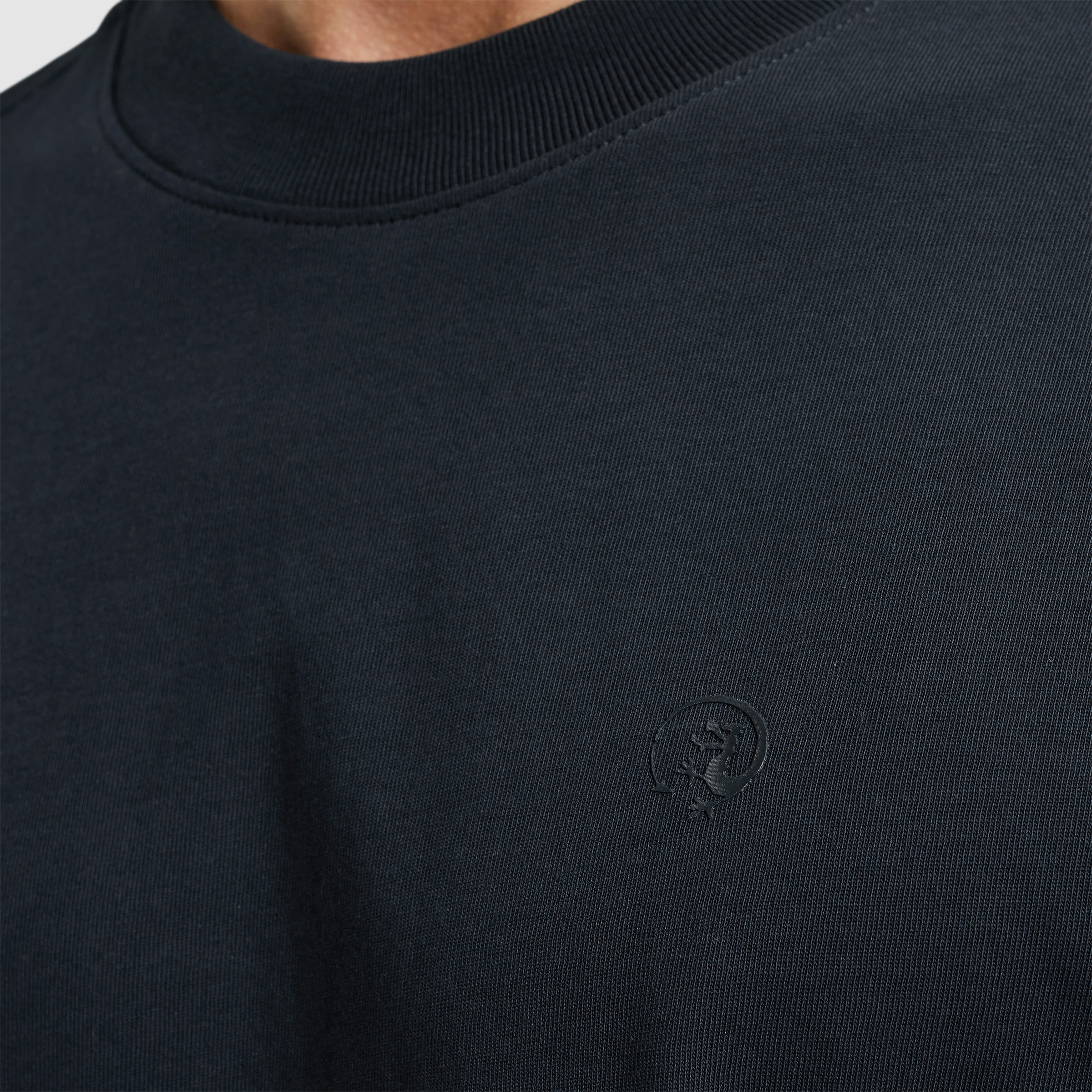 Cast Iron T-shirt Dark Sapphire